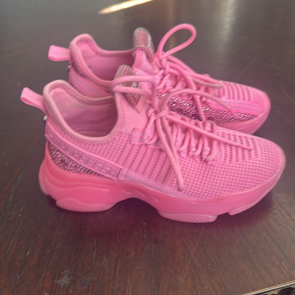 Steve Madden Pink SM NY 90 active fun fab embellished with bling!! - Picture 3 of 13